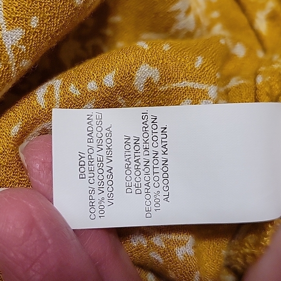 Lucky brand mustard floral peasant top - Picture 6 of 7